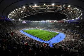 湖人詹姆斯关键封盖锁定胜局